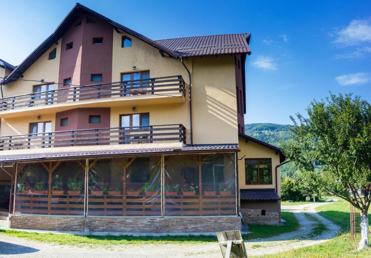 Pensiunea Arinul Moieciu de Jos Exterior foto